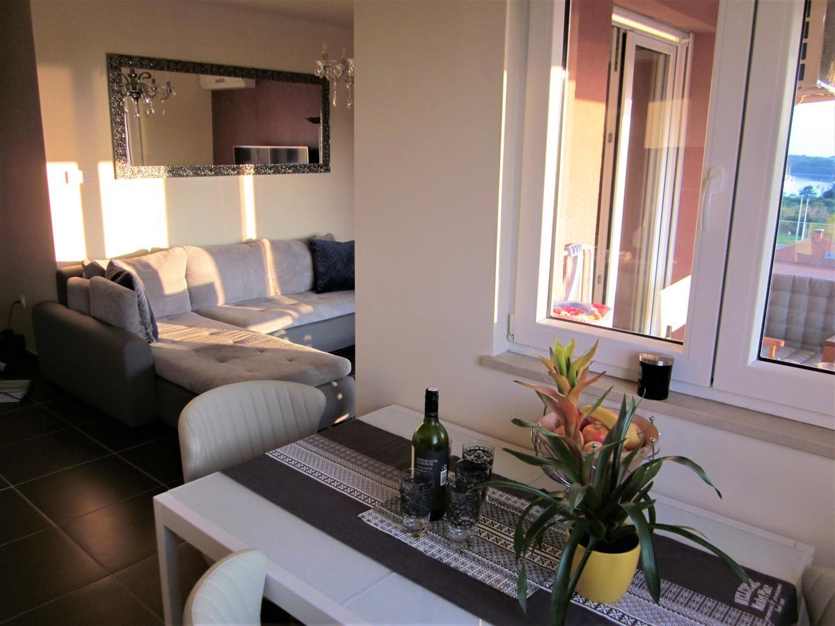 "Monte Paradiso" - Marine And Sea View, Free Parking Пула Экстерьер фото